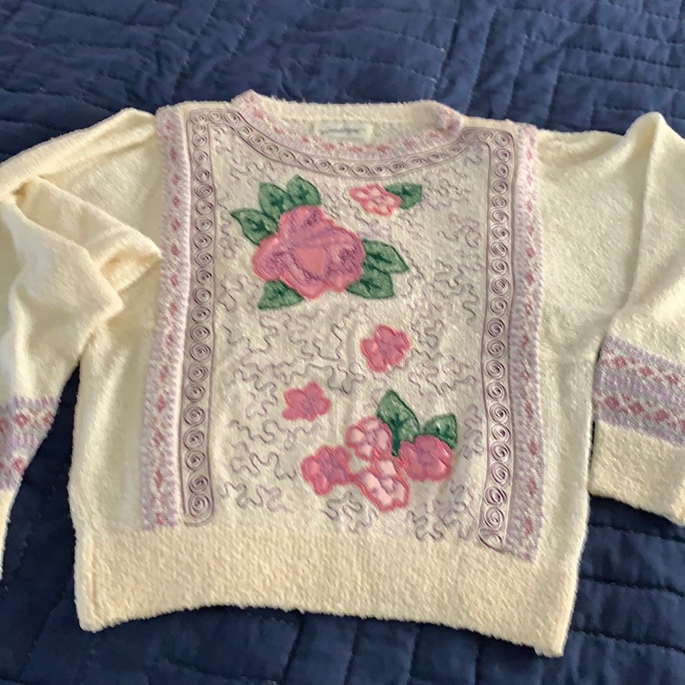 Sweater, long sleeves,  1970’s style, Machine stitched appliqués on front